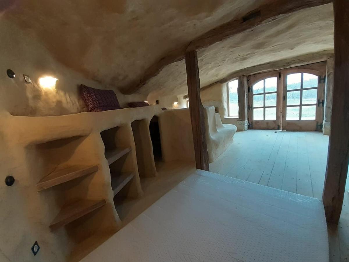 Maison Terre Les Cabanes De Fallot - Sauna Bain-Froid Piscine Naturelle L'isle-Bouzon Exterior foto