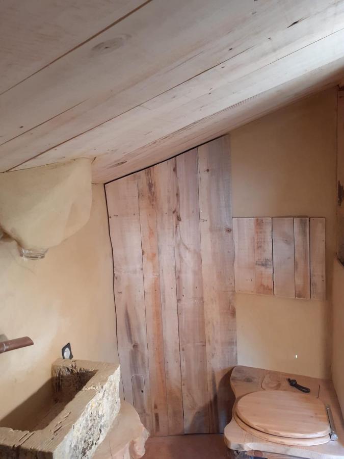 Maison Terre Les Cabanes De Fallot - Sauna Bain-Froid Piscine Naturelle L'isle-Bouzon Exterior foto